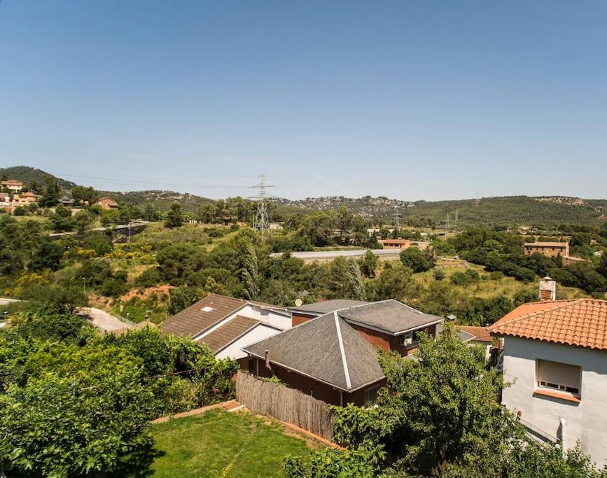 20 Min From Bcn- Charming House W/ Pool & Bbq Area Villa Cervelló Eksteriør billede