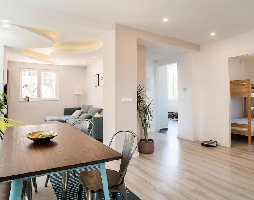 20 Min From Bcn- Charming House W/ Pool & Bbq Area Villa Cervelló Eksteriør billede