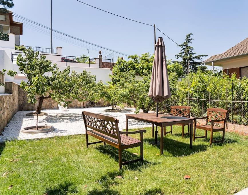20 Min From Bcn- Charming House W/ Pool & Bbq Area Villa Cervelló Eksteriør billede
